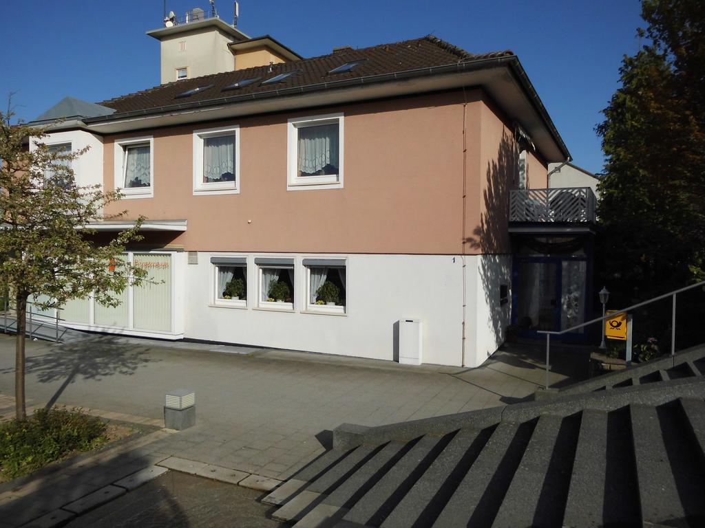 Hotel Garni Am Heuberg Eschwege Exterior photo